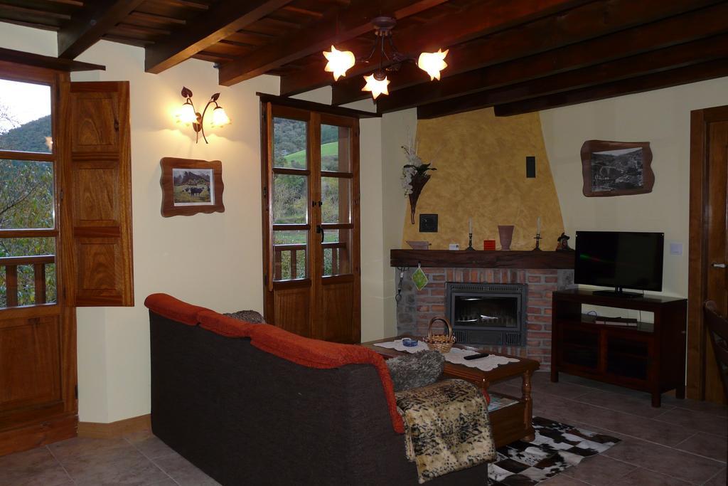 Apartamentos La Condesa Valmeo Szoba fotó