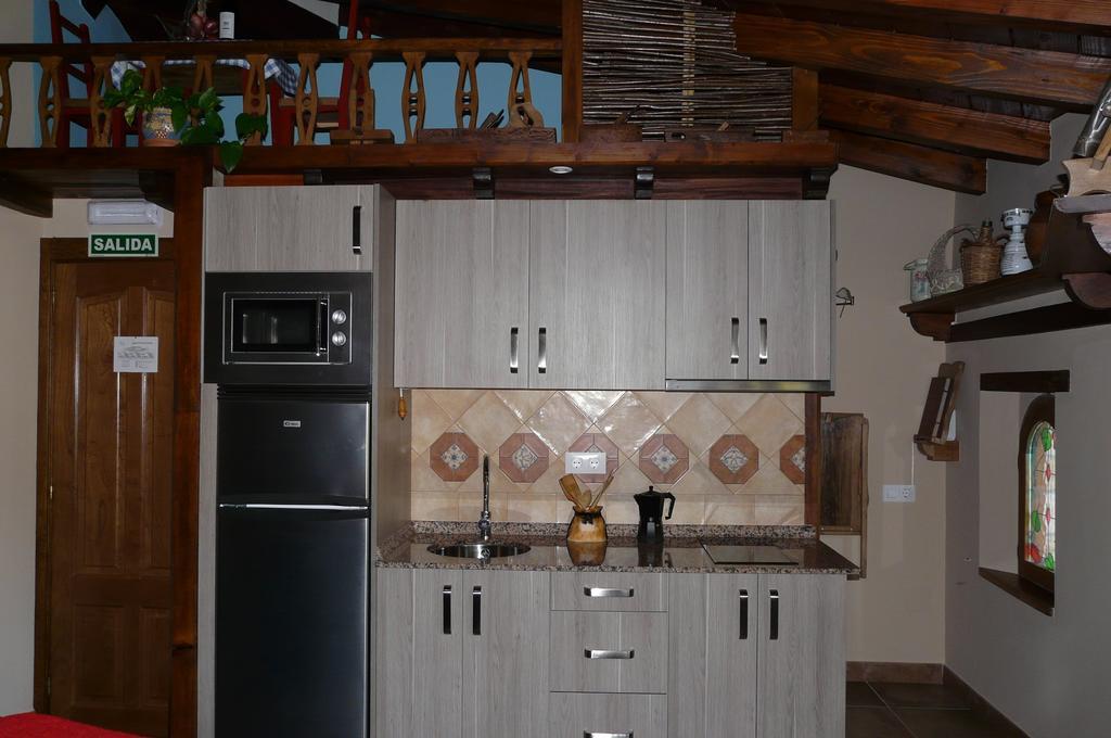 Apartamentos La Condesa Valmeo Szoba fotó