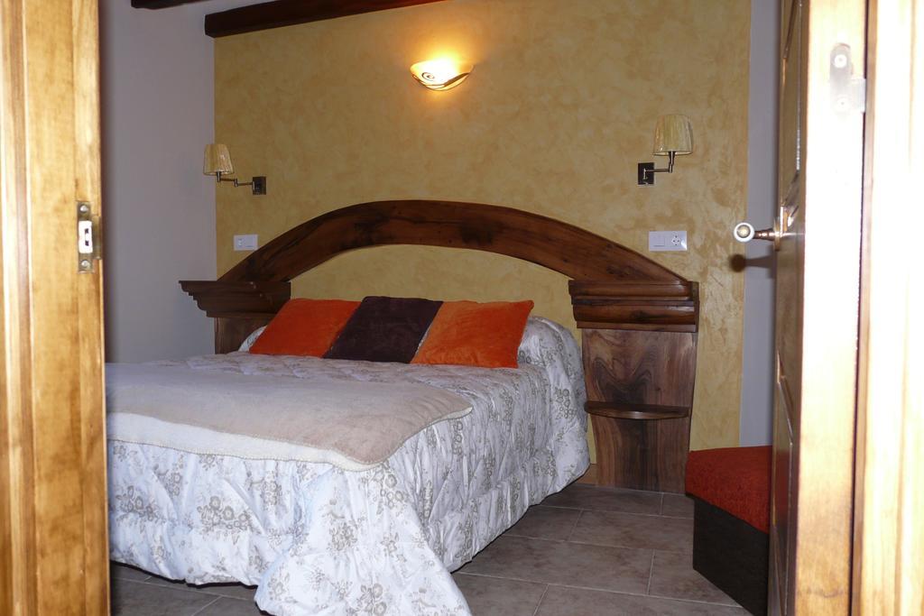 Apartamentos La Condesa Valmeo Szoba fotó