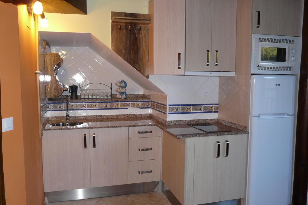 Apartamentos La Condesa Valmeo Szoba fotó