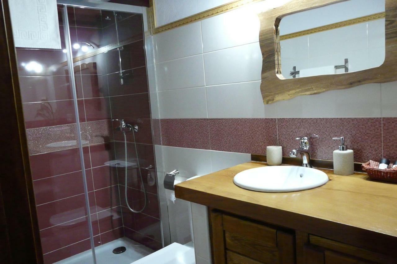 Apartamentos La Condesa Valmeo Kültér fotó