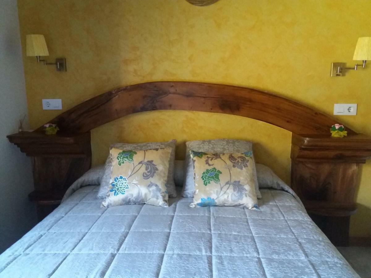 Apartamentos La Condesa Valmeo Kültér fotó